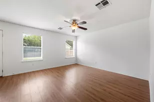 906 Indian Meadow Dr, Georgetown, TX 78626 - Photo 8