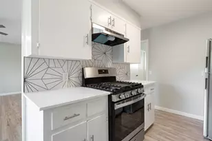 1513 Braes Ridge Dr, Austin, TX 78723 - Photo 12