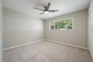 1513 Braes Ridge Dr, Austin, TX 78723 - Photo 16