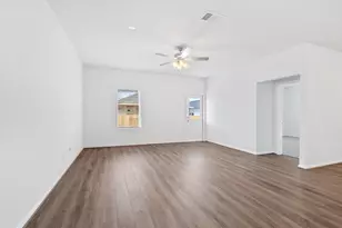 249 Crystal Brook Dr, Liberty Hill, TX 78642 - Photo 8