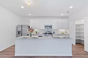 249 Crystal Brook Dr, Liberty Hill, TX 78642 - Photo 10