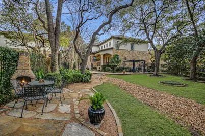 1036 Liberty Park Drive #15, Austin, TX 78746 - Photo 6