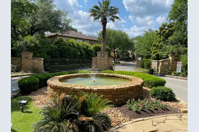 1036 Liberty Park Drive #15, Austin, TX 78746 - Photo 2