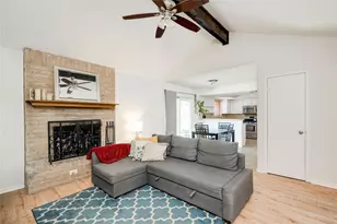 2004 Abbey Cir, Austin, TX 78727 - Photo 4