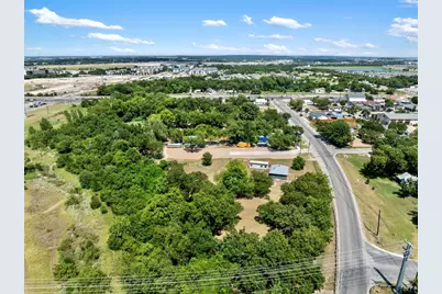 303 W Broade Street, Leander, TX 78641 - Photo 12