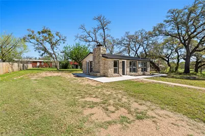 201 County Road 279, Liberty Hill, TX 78642 - Photo 2