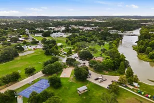 609 Magnolia St, Bastrop, TX 78602 - Photo 34