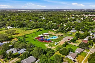 609 Magnolia St, Bastrop, TX 78602 - Photo 34