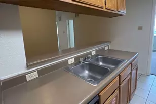 3115 Helms St, Austin, TX 78705 - Photo 2