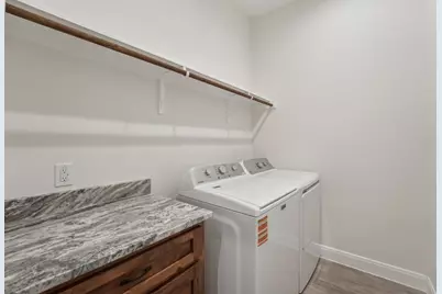 105 Callie Street, Smithville, TX 78957 - Photo 34