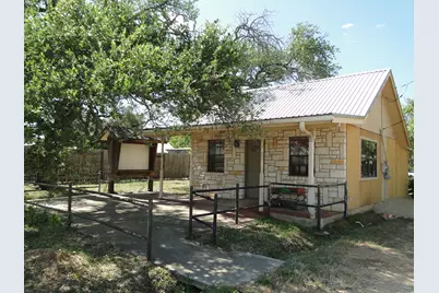 406 W Main Street, Johnson City, TX 78636 - Photo 1