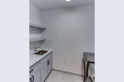 21907 Shotts Drive, Spicewood, TX 78669 - Photo 12