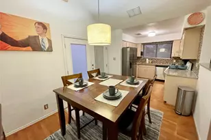 2010 Abbey Cir, Austin, TX 78727 - Photo 10