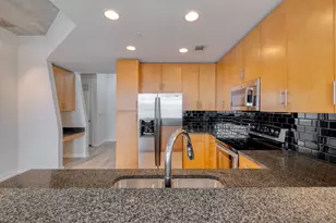 360 Nueces St, Austin, TX 78701 - Photo 8