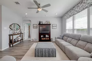 119 W Point Way, Elgin, TX 78621 - Photo 2