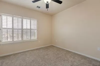 2101 Town Centre Drive #2004, Round Rock, TX 78664 - Photo 8
