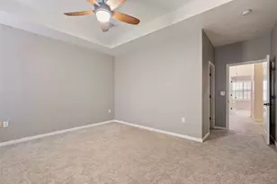 2101 Town Centre Dr, Round Rock, TX 78664 - Photo 14