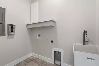 7020 Clifton Lane, Austin, TX 78746 - Photo 14