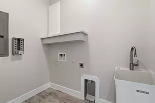 7020 Clifton Ln, Austin, TX 78746 - Photo 14