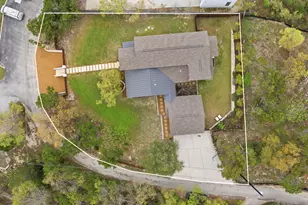 7020 Clifton Ln, Austin, TX 78746 - Photo 30