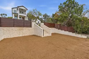 7020 Clifton Ln, Austin, TX 78746 - Photo 32