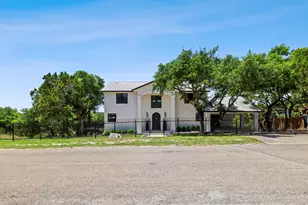 1242 Stagecoach Dr Dr, Canyon Lake, TX 78133 - Photo 4