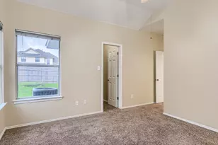 2858 Southampton Way, Round Rock, TX 78664 - Photo 4