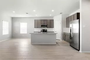 130 Keltic Dr, Kyle, TX 78640 - Photo 12