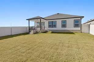 130 Keltic Dr, Kyle, TX 78640 - Photo 26