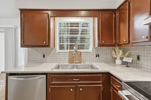 52 Persimmon Dr, Wimberley, TX 78676 - Photo 10