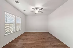 116 Desert Hare Dr, Jarrell, TX 76537 - Photo 4