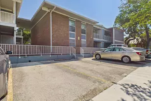 400 W 35th St, Austin, TX 78705 - Photo 1