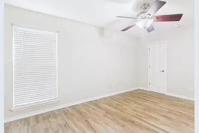 400 W 35th Street #104, Austin, TX 78705 - Photo 10