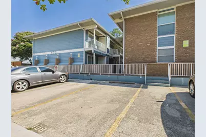 400 W 35th Street #104, Austin, TX 78705 - Photo 16