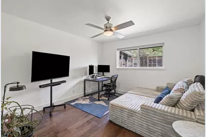 9421 Spring Hollow Drive, Austin, TX 78750 - Photo 28