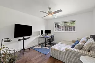9421 Spring Hollow Dr, Austin, TX 78750 - Photo 28