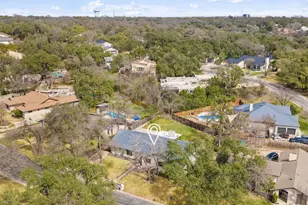 9421 Spring Hollow Dr, Austin, TX 78750 - Photo 2