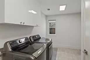 9421 Spring Hollow Dr, Austin, TX 78750 - Photo 22