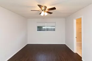 2102 Courtney St, Austin, TX 78745 - Photo 6