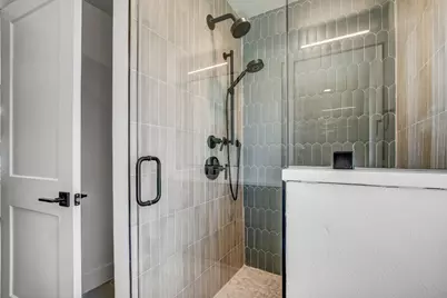 4127 E 12th Street #5, Austin, TX 78721 - Photo 10