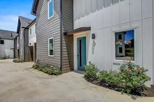 4127 E 12th St, Austin, TX 78721 - Photo 28