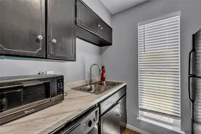 309 E Dean Avenue, Killeen, TX 76541 - Photo 22