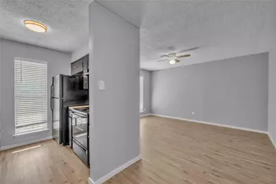 309 E Dean Avenue, Killeen, TX 76541 - Photo 20