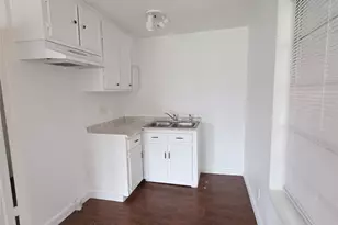 100 N 1st St, Thorndale, TX 76577 - Photo 6