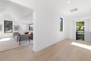 1702 W 30th St, Austin, TX 78703 - Photo 30