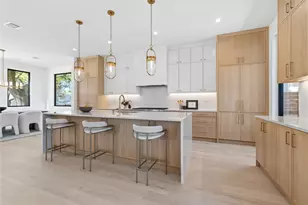 1702 W 30th St, Austin, TX 78703 - Photo 1