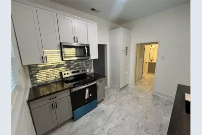 501 N Doak Street, Taylor, TX 76574 - Photo 4