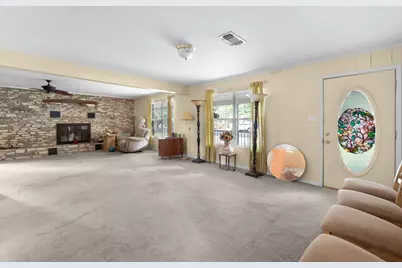 208 Oak St, Burnet, TX 78611 - Photo 8