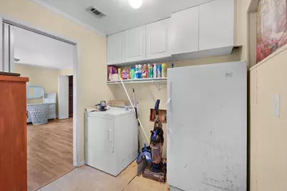 208 Oak St, Burnet, TX 78611 - Photo 16