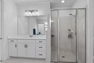 221 Ashmore Ln, Georgetown, TX 78628 - Photo 18